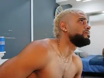 Chaturbate Adult Webcam of emilio_brandon