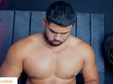 Chaturbate Live Sex Cam of noahcrux