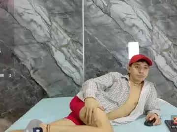 Chaturbate Live Sex of noahwalker__