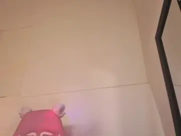 Chaturbate Sex Cam of ashlynnlowe_