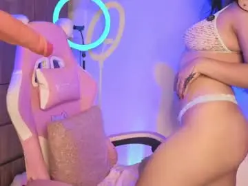 Chaturbate Nude Webcam of ashlynnlowe_