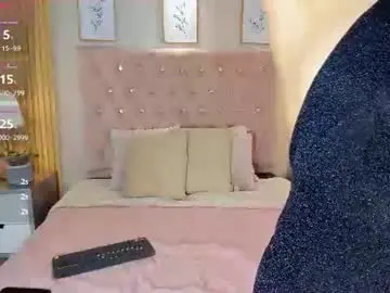 Chaturbate Live Porn of lunamillers_
