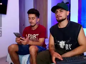 Chaturbate Adult Video Chat of aron_santoro1