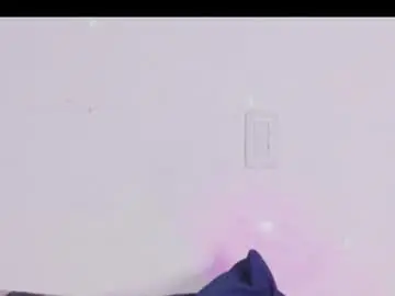 Chaturbate Sex Chat of lauuuuuu_9