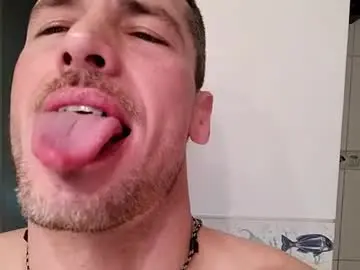 Chaturbate Free Live Porn of mr_th0m