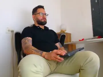 Chaturbate Live Porn of oliverdrew1