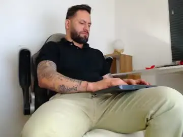 Chaturbate Sex Cam of oliverdrew1