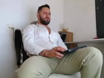 Chaturbate Best live sex cam show of oliverdrew1