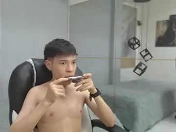 Chaturbate Live Sex of ash_kai