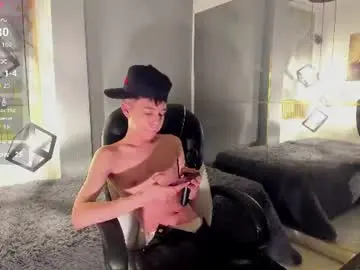 Chaturbate Live Sex of ash_kai