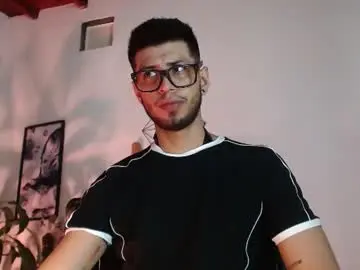 Chaturbate Best live sex cam show of colby_smit