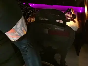Chaturbate Live Sex of imurwildtruequeen
