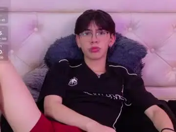 Chaturbate Sex Chat of kim_adrien