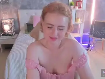 Chaturbate Live Sex Cam of shiny_lisss
