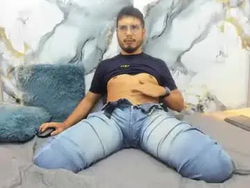 Chaturbate Live Porn of danthe_wolf