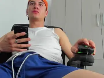 Chaturbate Free Live Porn of dominic_radccliffe