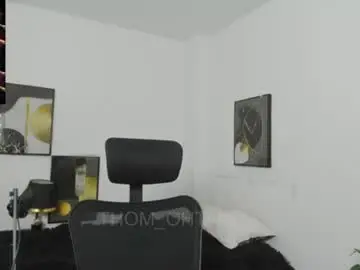 Chaturbate Sex Cam of thom_ohtani