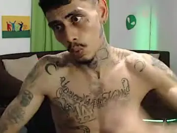 Chaturbate Sex Cam of alpha_zom