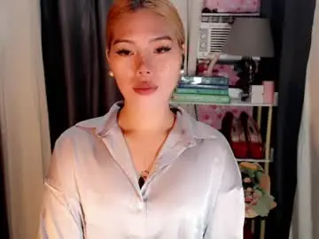 Chaturbate Live Sex Cam of andrea06121998