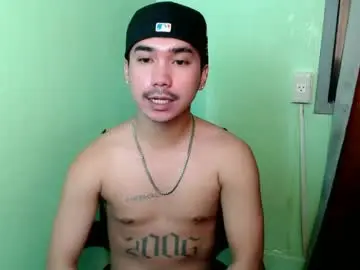 Chaturbate Live Sex Cam of dave_cummers