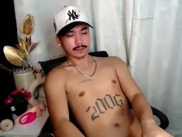 Chaturbate Best live sex cam show of dave_cummers