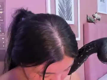Chaturbate Best live sex cam show of mia_celezte