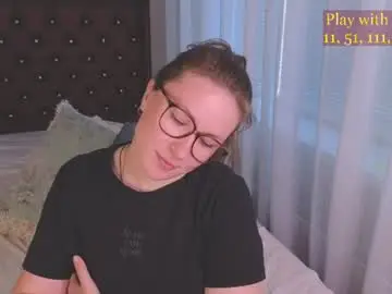 Chaturbate Best live sex cam show of cute_darina