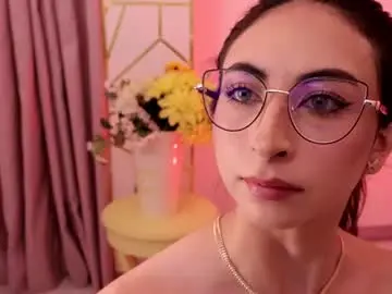Chaturbate Live Porn of emmaclark__