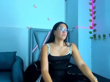 Chaturbate Live Porn of kiara_blue01
