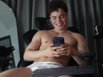 Chaturbate Watch Live Sex Cams of max_cortes1_