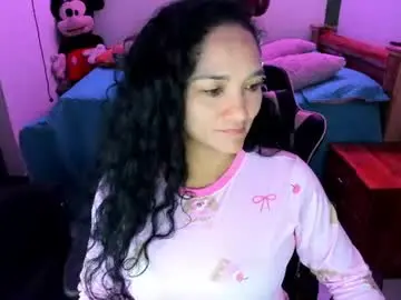 Chaturbate Nude Webcam of rayza_mature_
