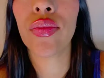 Chaturbate Sex Cam of ririibrunette__