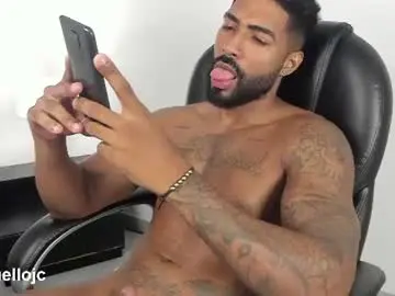 Chaturbate Best live sex cam show of xtipp3r