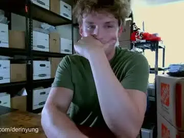 Chaturbate Live Sex Cam of deeyungguy