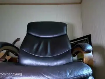 Chaturbate Watch Live Sex Cams of deeyungguy