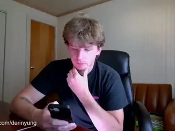 Chaturbate Free Porn Cam of deeyungguy