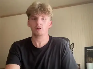 Chaturbate Free Live Porn of deeyungguy