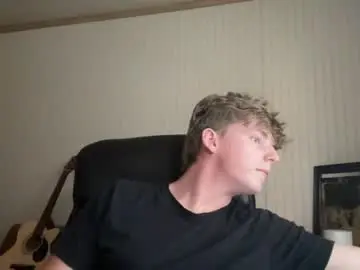 Chaturbate Free Porn Cam of deeyungguy