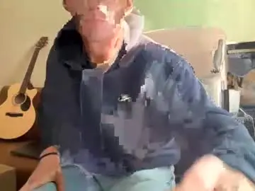 Chaturbate Live Sex Cam of deeyungguy