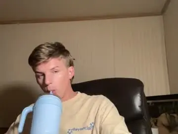 Chaturbate Live Porn of deeyungguy