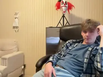 Chaturbate Live Sex Cam of deeyungguy