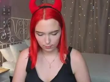 Chaturbate Adult Webcam of monica__queen