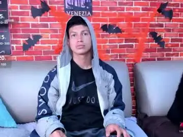 Chaturbate Free Porn Cam of tony_zackk