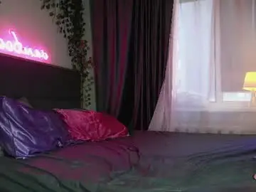 Chaturbate Free Porn Cam of touch_me_if_you_can
