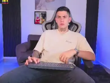 Chaturbate Watch Live Sex Cams of yeiko_romero_