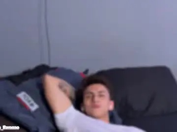 Chaturbate Free Live Porn of salvatore_romanoo