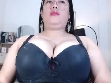 Chaturbate Adult Video Chat of supermodelsexymark
