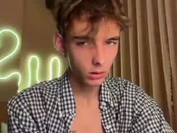 Chaturbate Free Porn Cam of witnessboy