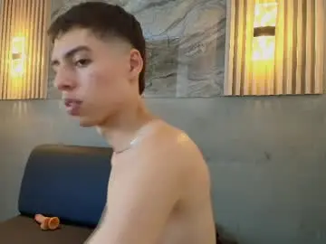 Chaturbate Free Live Porn of kenny_hank