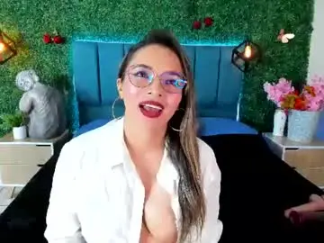 Chaturbate Adult Webcams of kiaraa88